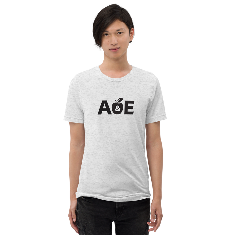 A&E GRAPHIC TEE