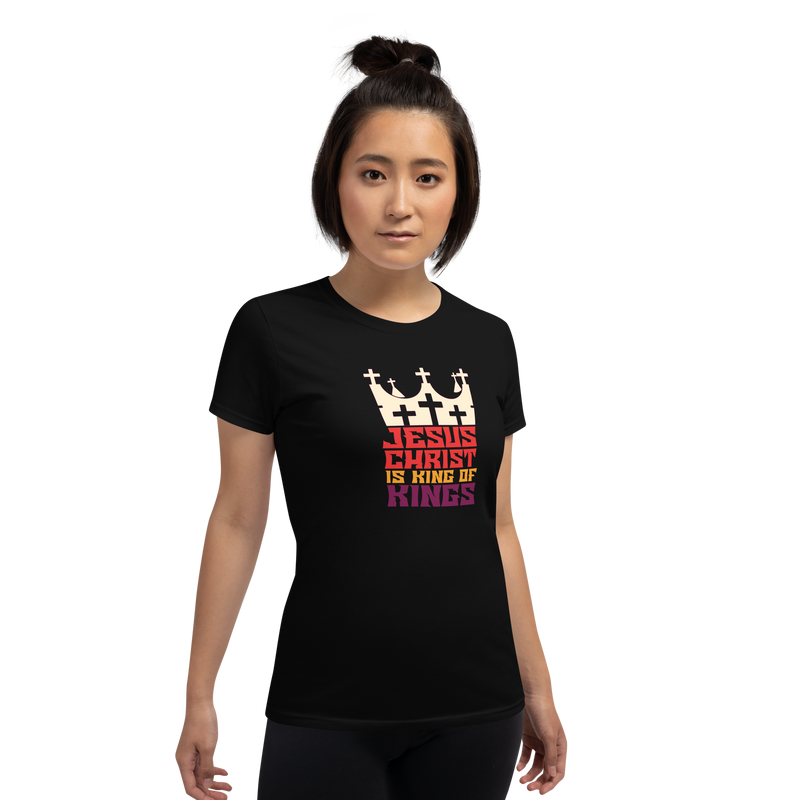 JESUS CHRIST IS KING WOMEN'S GRAPHIC TEE